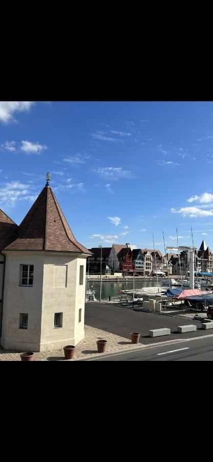 Apartamento La marine Deauville Exterior foto